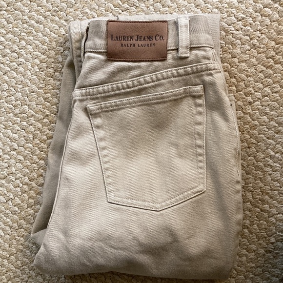 Last Chance! Lauren Jeans Co. Petite Tan Denim Jeans - Picture 4 of 5
